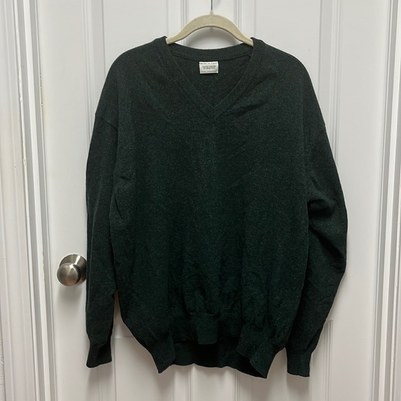 United Colors Of Benetton Sweaters - United Colors of Benetton V-Neck Green Knitted‎ Preppy Pullover Wool Sweater